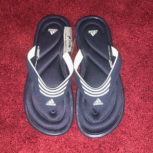 Adidas fit foam flip flops